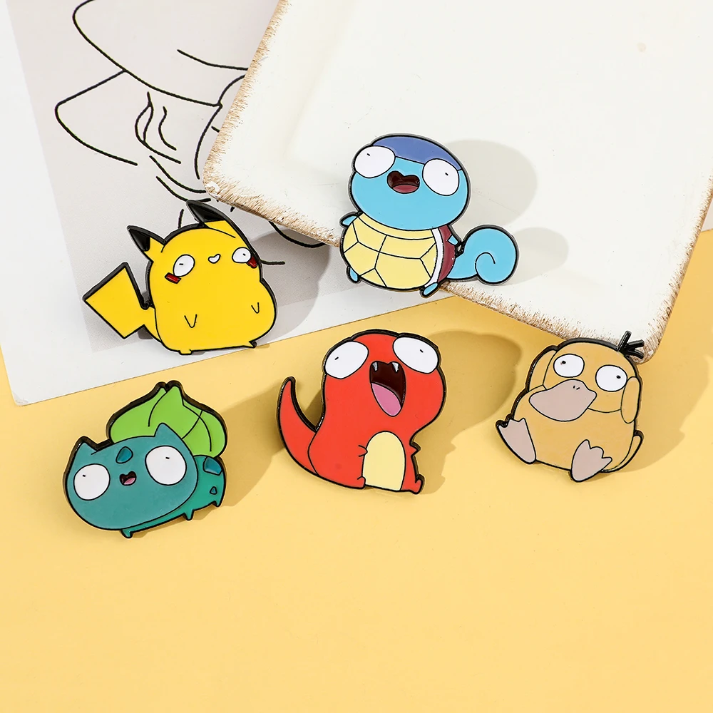 Set di 5 Spille in Metallo Sma - Lapel Pin Enamel recensione e prezzo