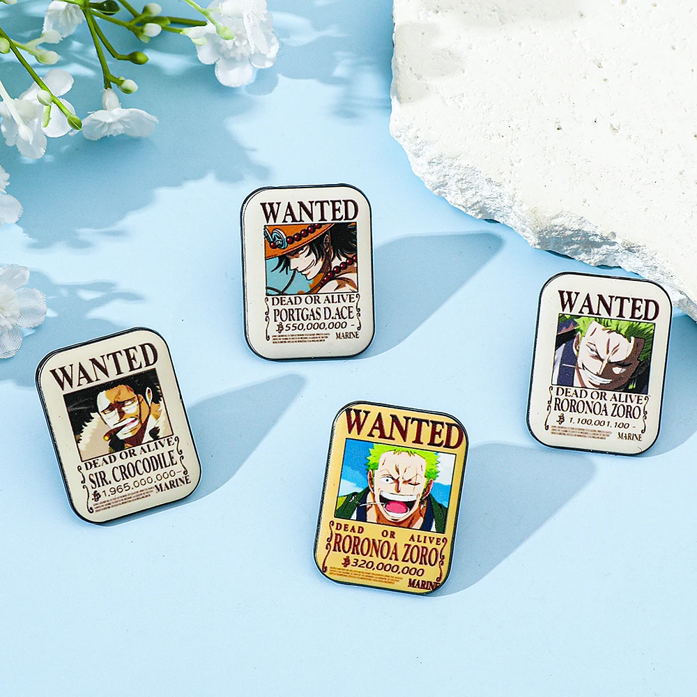 4 Pezzi Spilla Anime ONE PIECE - Lapel Pin Enamel recensione e prezzo