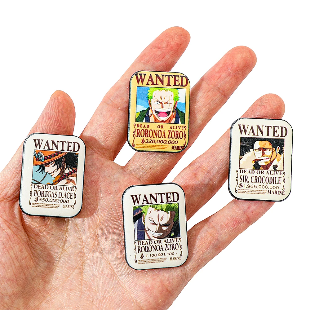 4 Pezzi Spilla Anime ONE PIECE - Lapel Pin Enamel recensione e prezzo