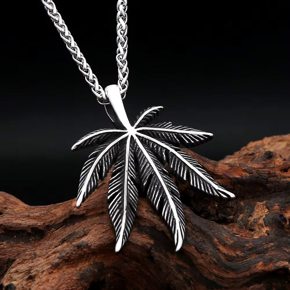 Collana con ciondolo a forma d - Men'S Vacation Accessories recensione e prezzo